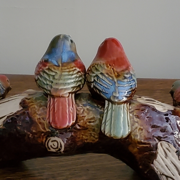 Sweet Woodsy Ceramic Welcome Sign Birds Drip Glaze Mantle Decor - Picture 7 of 8